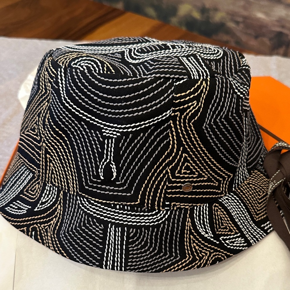 Authentic Hermes Patterned Bucket Hat - Picture 3 of 12